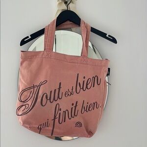 Charming vintage tote bag in French 🇫🇷